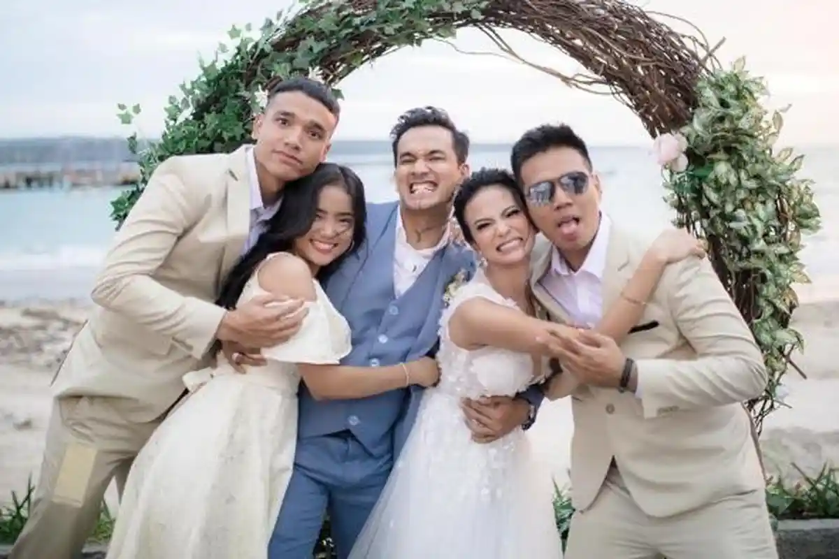 Kenang Setahun Meninggalnya Vanessa Angel dan Bibi, Faisal Unggah Foto Anaknya: Seakan Masih Bersama