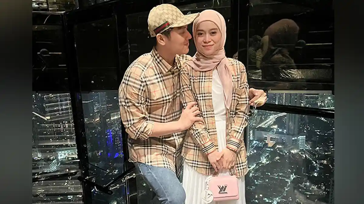 Ekspresi Lesti pada Unggahan Rizky Billar Disorot Usai Laporkan Dugaan KDRT