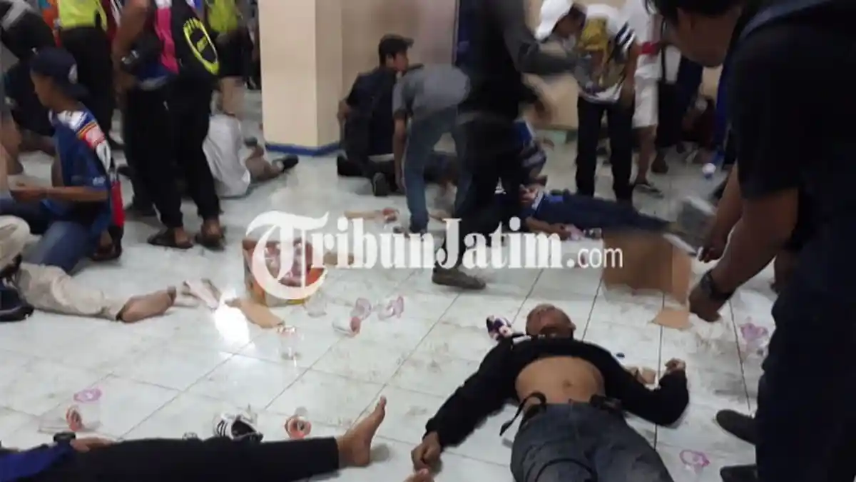 Fasilitas Stadion Kanjuruhan Rusak dsaat Laga Arema FC vs Persib, Ini Rincian Jumlah Kerugiannya