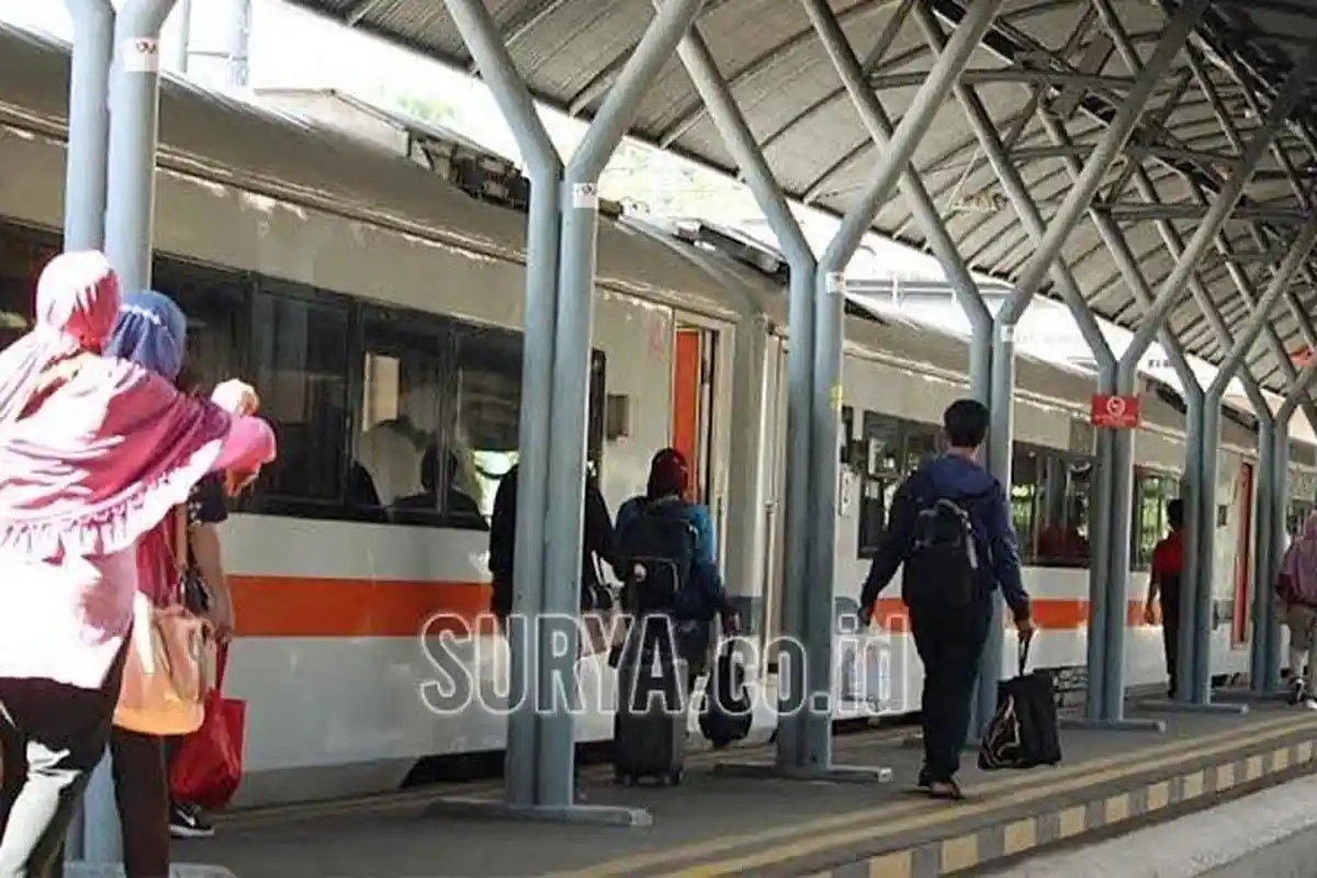 Ini Aturan Terbaru Penumpang Kereta Api Jarak Jauh Usia 18 Tahun ke Atas