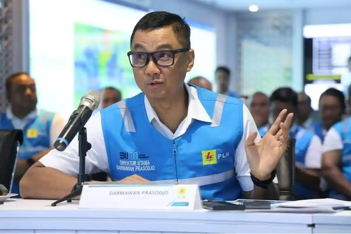 Dirut PLN Pimpin Langsung Pengamanan Pasokan Listrik dari Posko Nasional Siaga Pemilu PLN - Apel-siaga-dipimpin-langsung-Dirut-PLN-Darmawan-Prasodjo.jpg