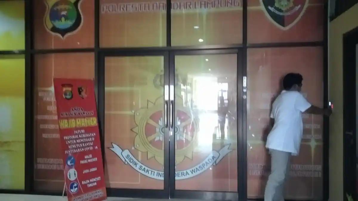 3 Orang Dikabarkan Dibawa Polisi saat OTT di Bandar Lampung, 1 Diduga Kepala Bidang