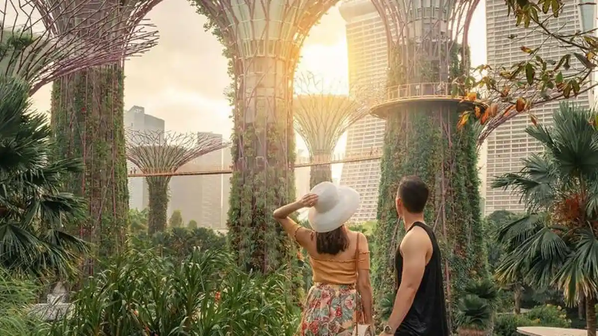 Panduan Wisata 2 Hari Keliling Singapura, Coba Naik Kincir Raksasa Singapore Flyer!