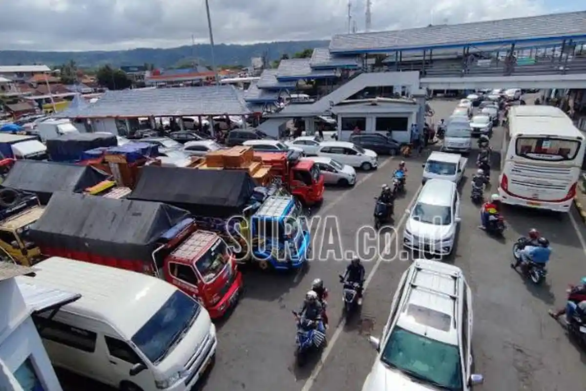 Libur Natal dan Tahun Baru, 904.000 Orang Diprediksi Menyeberang ke Bali via Pelabuhan Ketapang