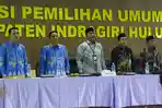 KPU-Inhu-menggelar-rapat-pleno-terbuka-rekapitulasi-hasil-perolehan-suara.jpg