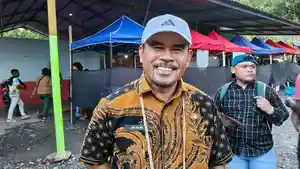 Yan-Ayomi-saat-diwawancarai-di-Manokwari-Papua-Barat-Kamis-16102025.jpg