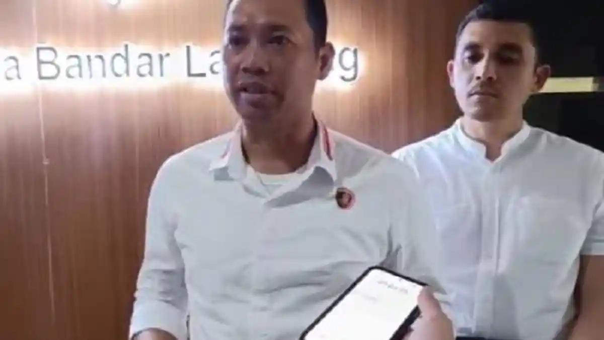 Pencuri Motor Lepas dari Tangkapan Warga Usai Rekannya Lepaskan Tembakan