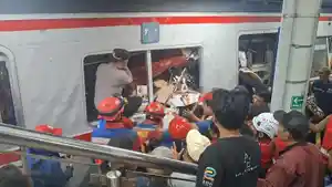 Kecelakaan-kereta-Bekasi-9590.jpg