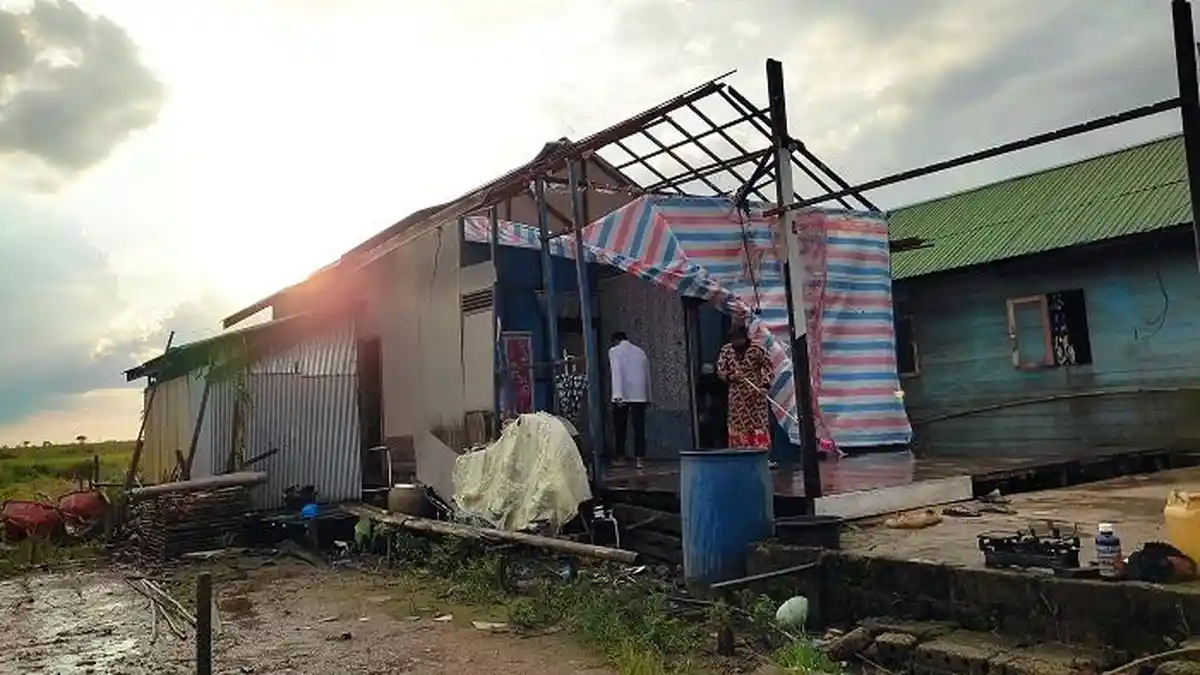 Diterpa Puting Beliung, Tiga Rumah di Desa Hiyung Tapin Rusak