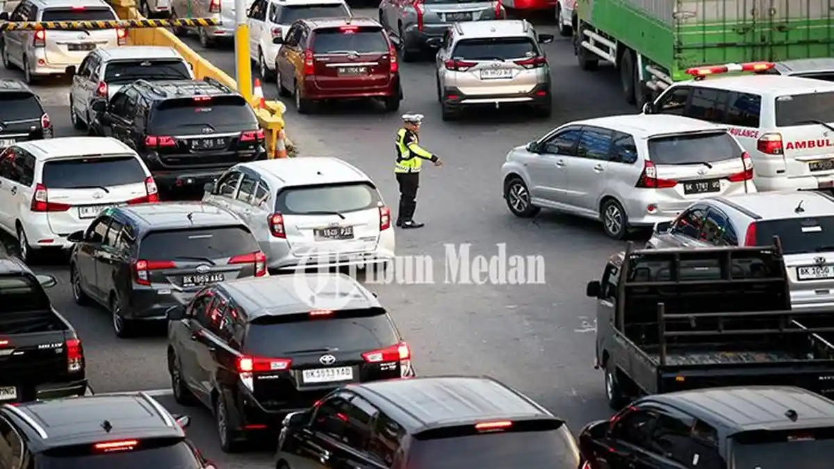 Tips Aman Berkendara saat Cuaca Ekstrem di Momen Arus Balik Lebaran