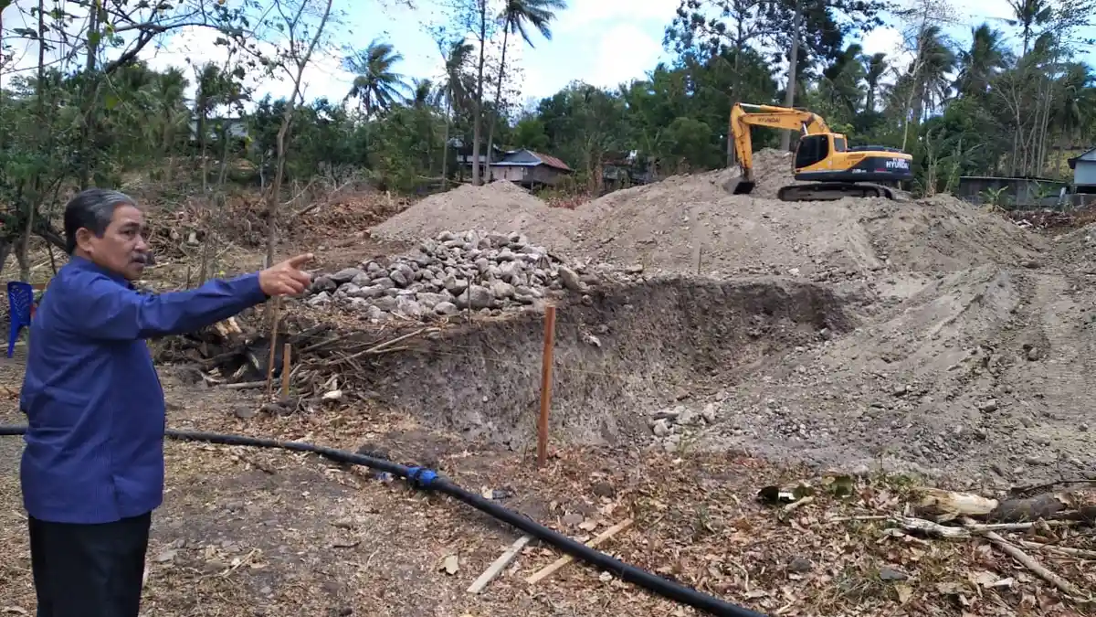 Dollah Turun Langsung Pantau Proyek Daerah, Ingatkan Pekerja 3 Hal
