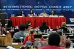 Masyarakat dan Tokoh Hadiri Kongres Dayak Internasional Ke-1
