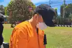DITANGKAP-AP-saat-dihadirkan-dalam-pers-release-di-Polres-Buleleng.jpg