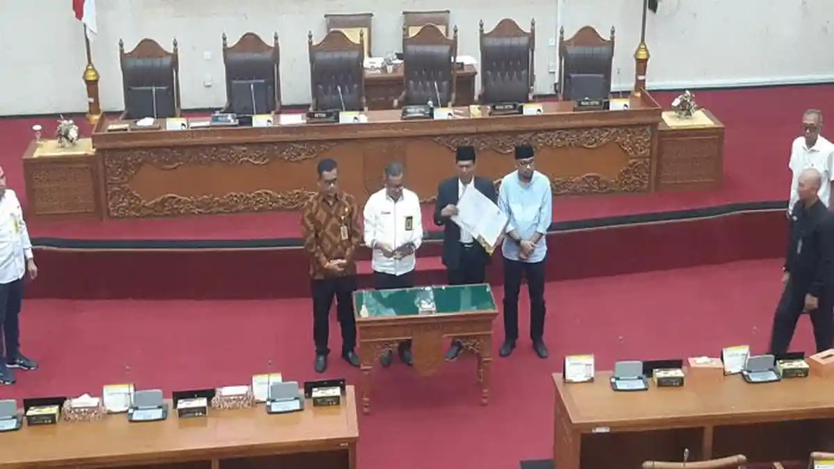 Tok, Ranperda Penempatan Tenaga Kerja di Batam Akhirnya Disahkan Jadi Perda