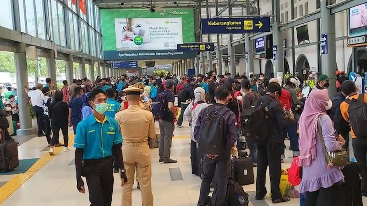 Ini Syarat Pembelian Tiket Kereta Api Jarak Jauh untuk Libur Nataru, Serta Cara Pembatalan