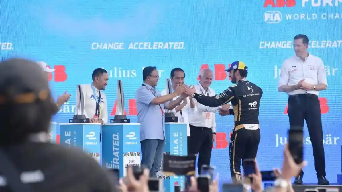 Masyarakat Jakarta Puas Formula E dan JIS, Relawan: Rekam Jejak Anies Baswedan Mengesankan