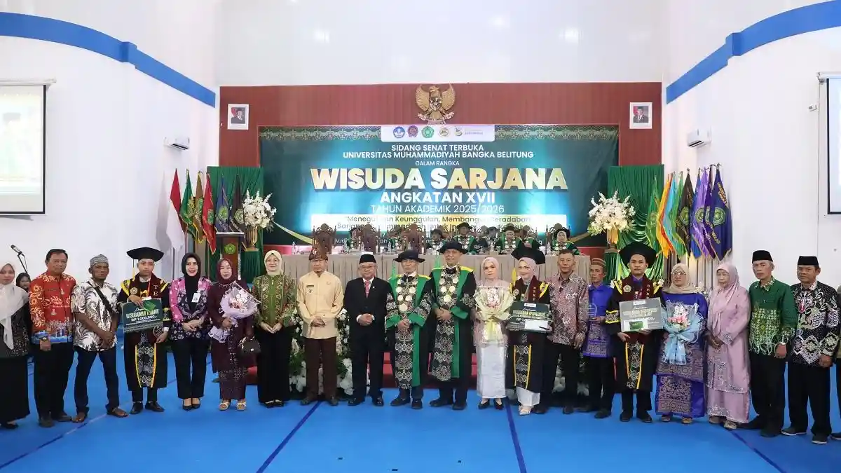 Unmuh Babel Wisuda 156 Mahasiswa, Mendikdasmen Abdul Mu’ti Tekankan Semangat Belajar Sepanjang Hayat - Bangkapos.com