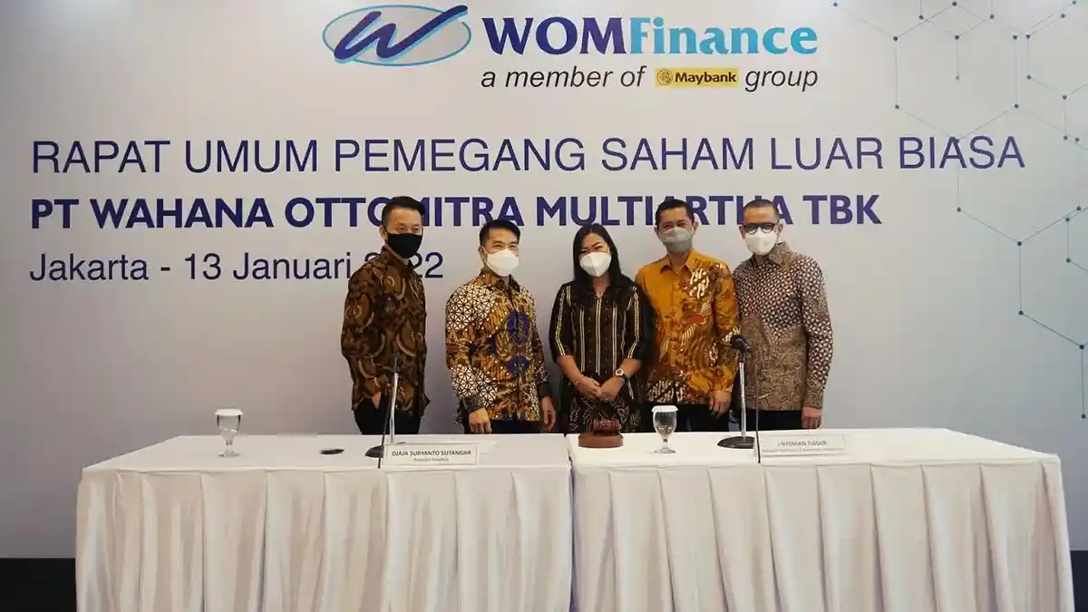 RUPSLB WOM Finance Angkat Cincin Lisa Hadi Jadi Direktur
