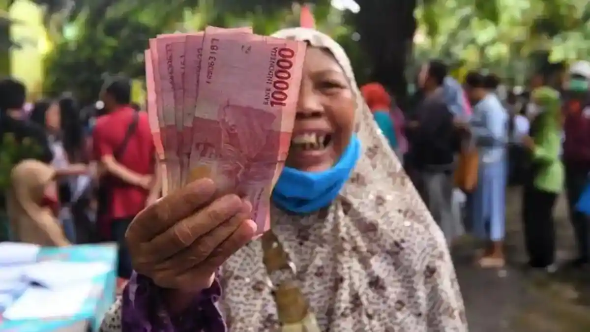 Tutorial Cek Daftar Penerima Bansos 2025: Panduan Lengkap Menggunakan HP