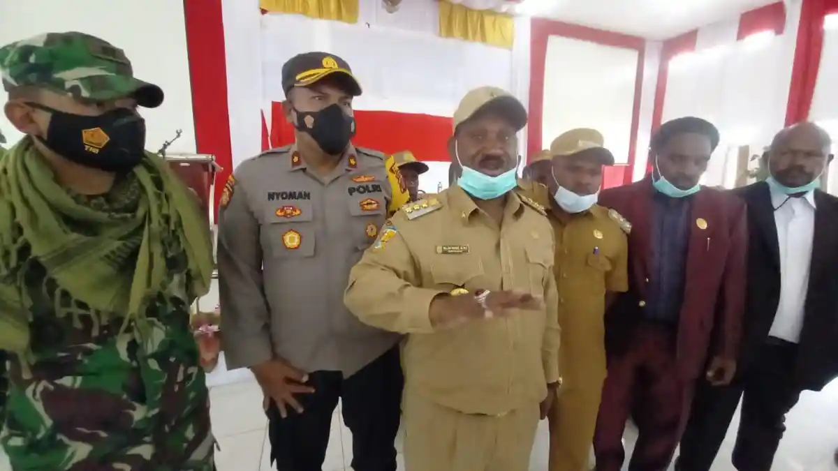 Kegeraman Bupati Puncak Papua, Masyarakatnya Jadi Korban Penembakan KKB 