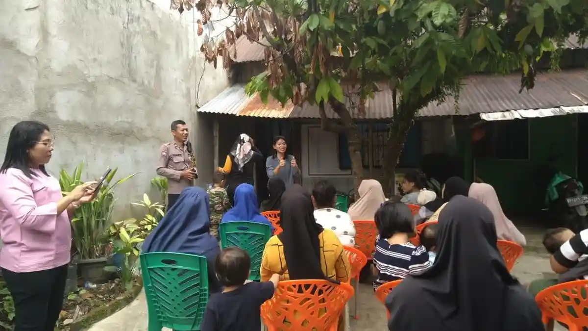 Polsek Siantar Selatan Monitoring Kegiatan Kelas Ibu Hamil dan Ibu Balita di Posyandu Karo