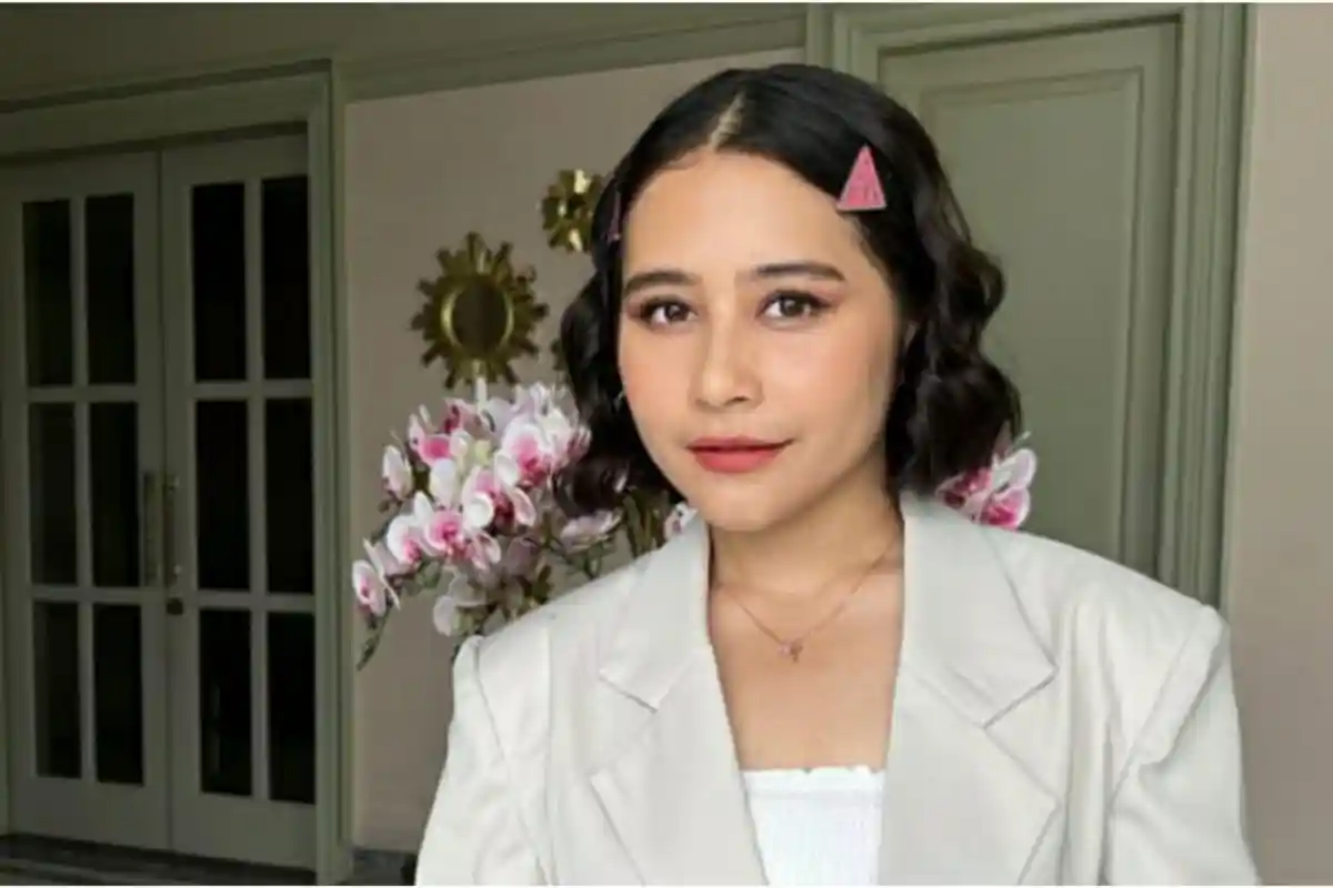 Reaksi Papa Prilly Latuconsina Lihat Anaknya Pelukan dengan Cowok di Ruang Tamu Disorot: Cemburu!