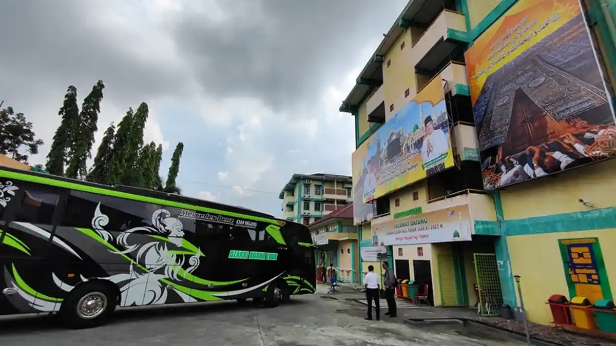 367 Jemaah Haji Asal Pekanbaru Masuk Embarkasi Haji Antara Riau Hari ...