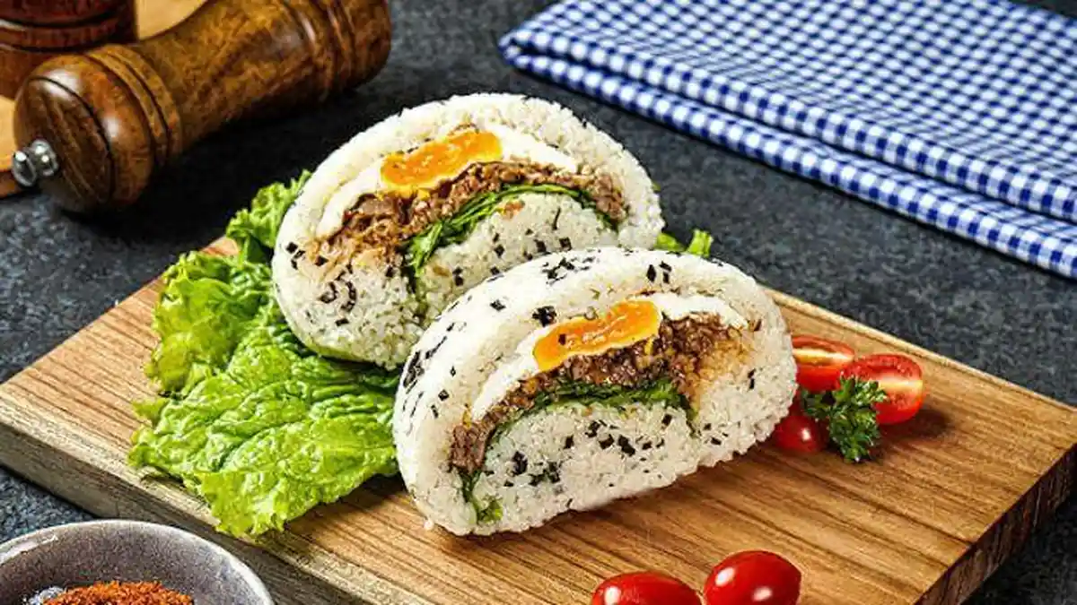 Resep Burger Nasi Uduk, Ide Makanan untuk Bekal Anak dan di Kantor