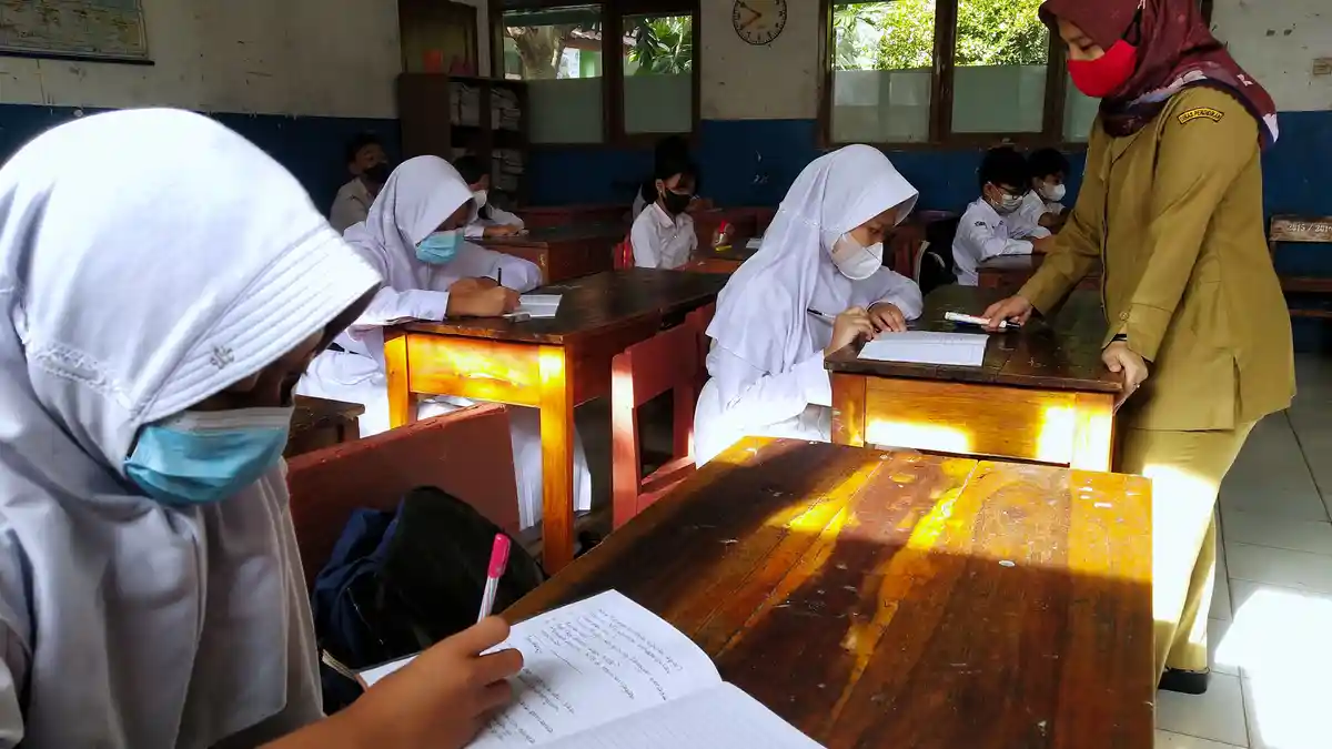 Anak Sudah Mulai PTM Terbatas, Orangtua Diminta Pintar Adaptasi dengan Perubahan