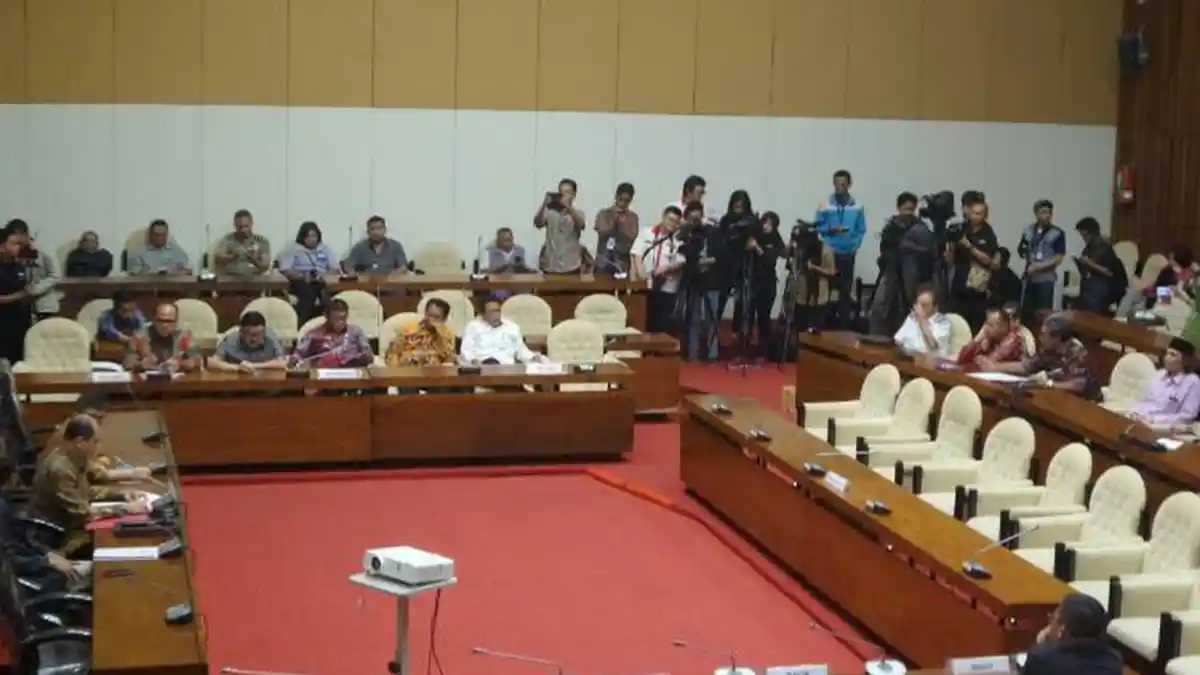 Hanya Ada Tanda Tangan Wakil Ketua DPR, KPK Enggan Hadirkan Miryam