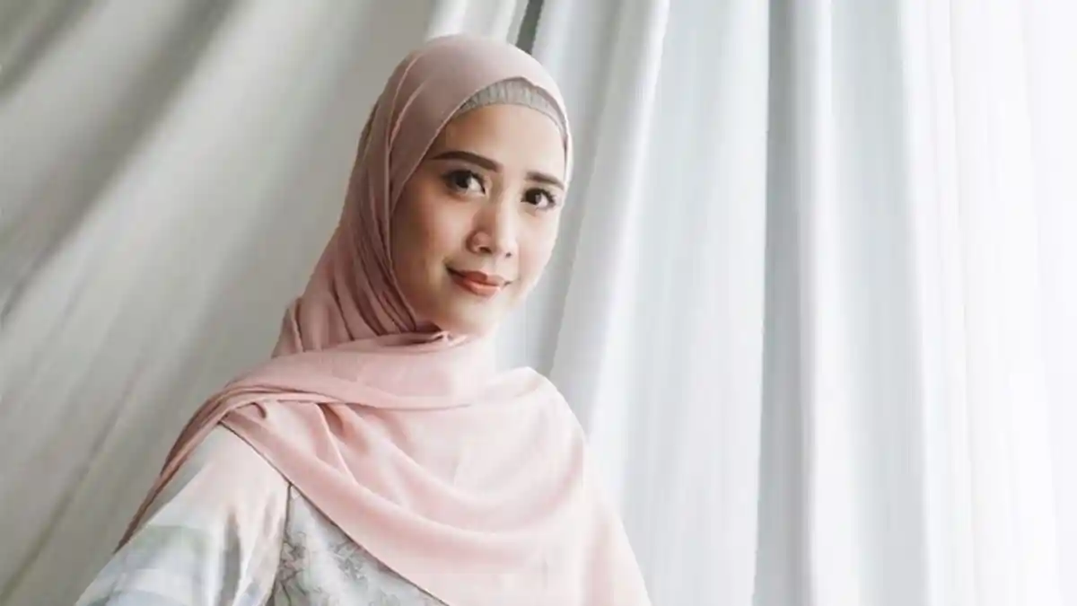 Profil Fanny Fabriana, Bintang Film Serigala Terakhir yang Kini Fokus Urus Anak dan Berbisnis