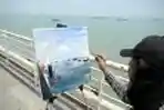 Melukis Pelabuhan Tanjung Perak