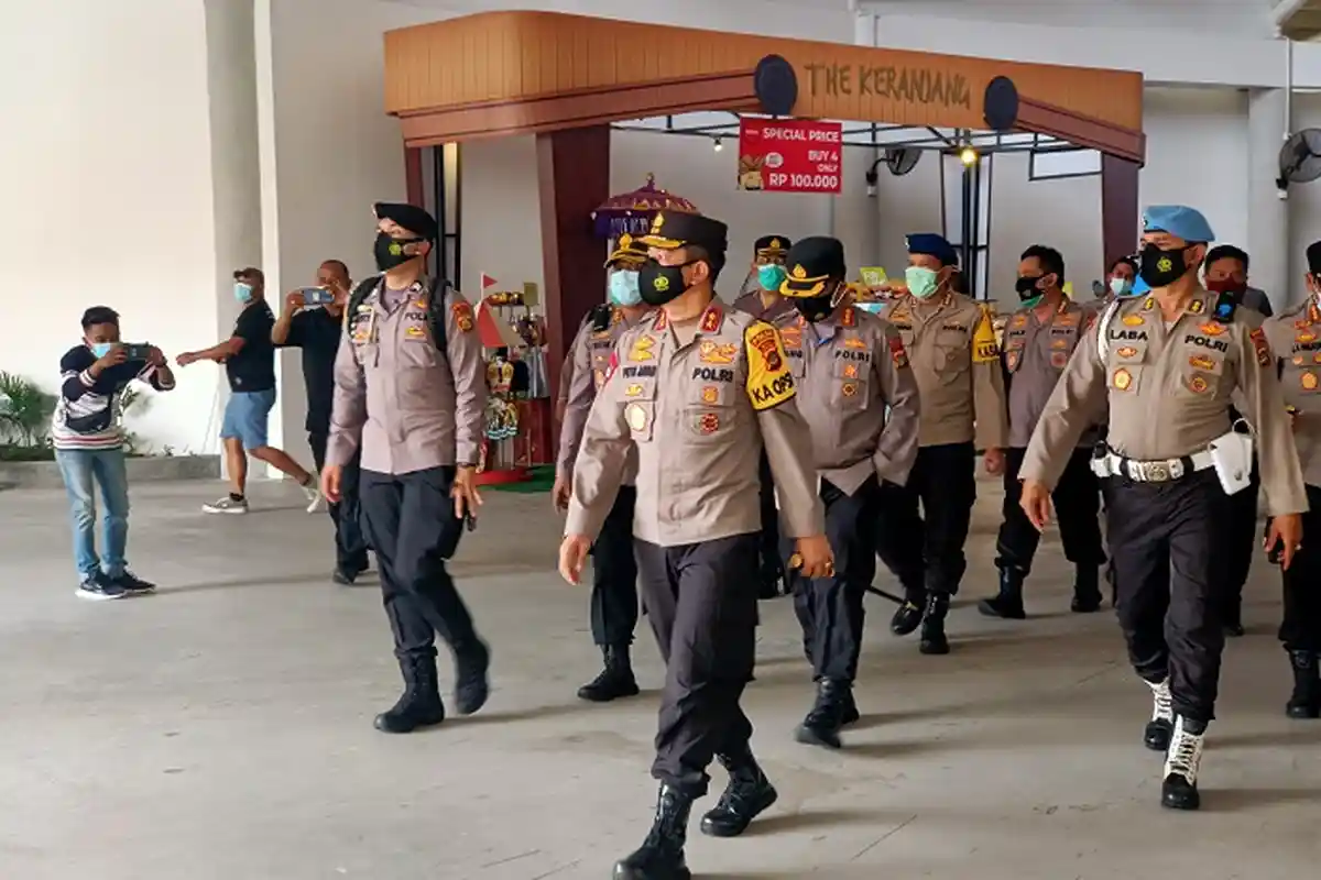 Selama Libur Natal dan Tahun 2021, Kapolda Bali Fokus Penegakan Prokes di Tempat Wisata