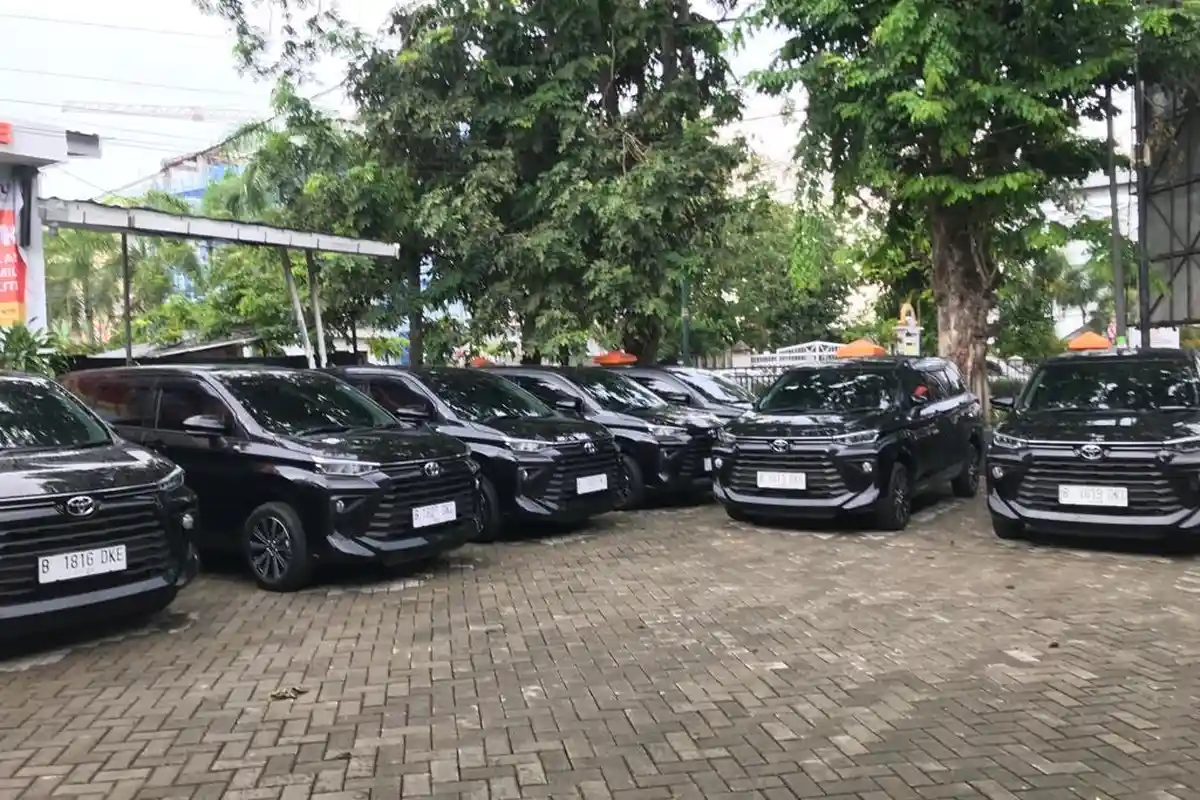 Bawaslu NTB Terima 10 Unit Mobil Operasional untuk Gakkumdu