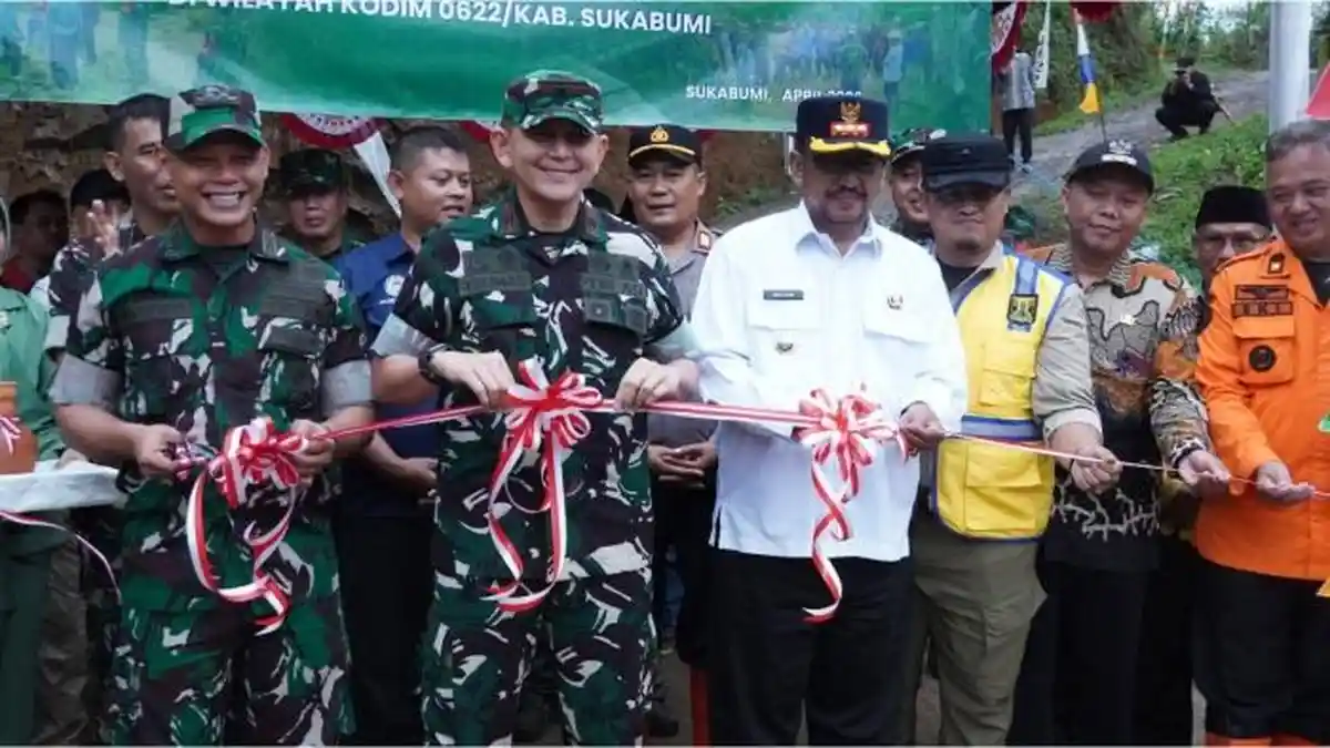 Resmikan Jembatan Garuda, Bupati SUkabumi "Infrastruktur Adalah Program Prioritas"