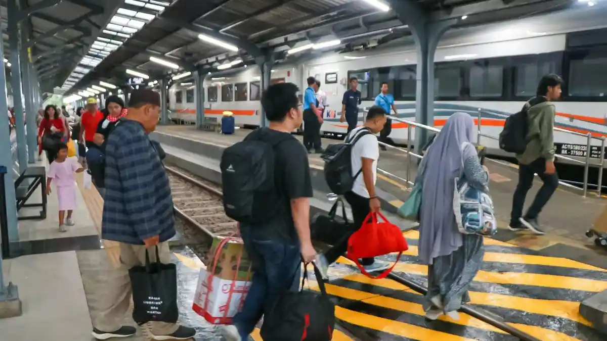 103.000 Pemudik Turun di Stasiun KAI Daop 9 Jember Selama Arus Mudik Lebaran