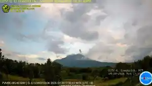 GUNUNG-LEWOTOLOK-Gunung-Lewotolok-Lembata-7-Kali-Gempa-Letusan-87-Kali.jpg