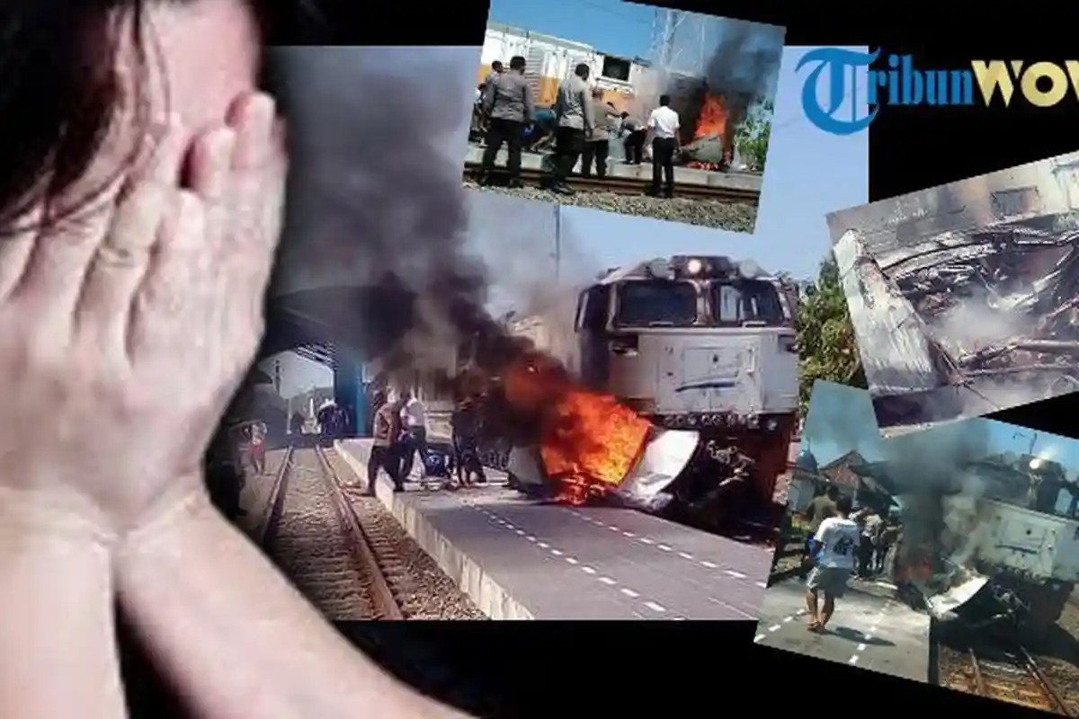 Merinding Lihat Tabrakan Mobil vs Kereta Api, Korban Terbakar Hidup-hidup