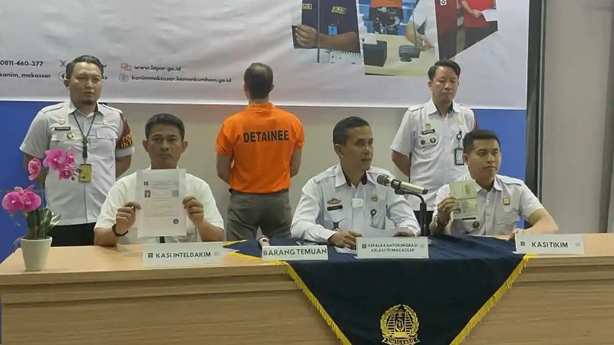Gagal Transaksi Bisnis Otomotif, Warga Mesir Jadi Juru Masak Kebab di Makassar