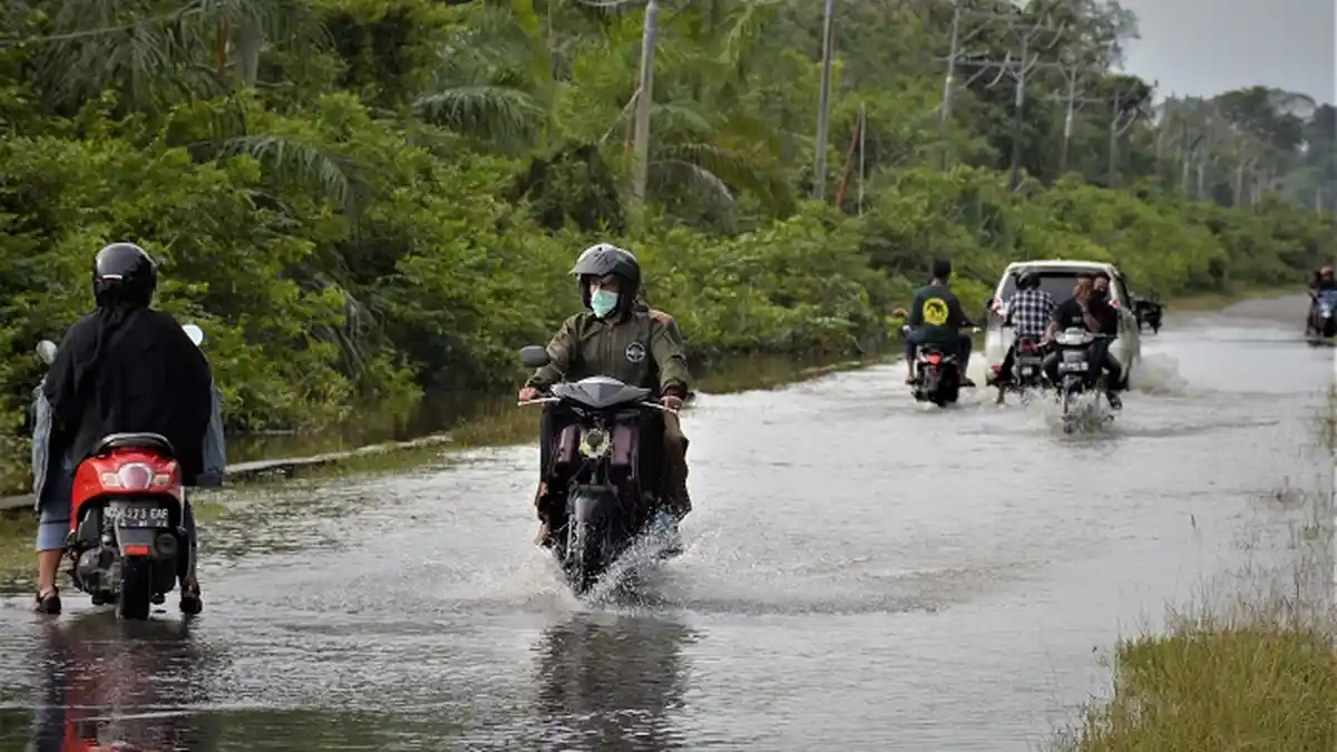 Banjir di Gunong Pulo Aceh Barat Berlanjut, Aktivitas Warga Lumpuh