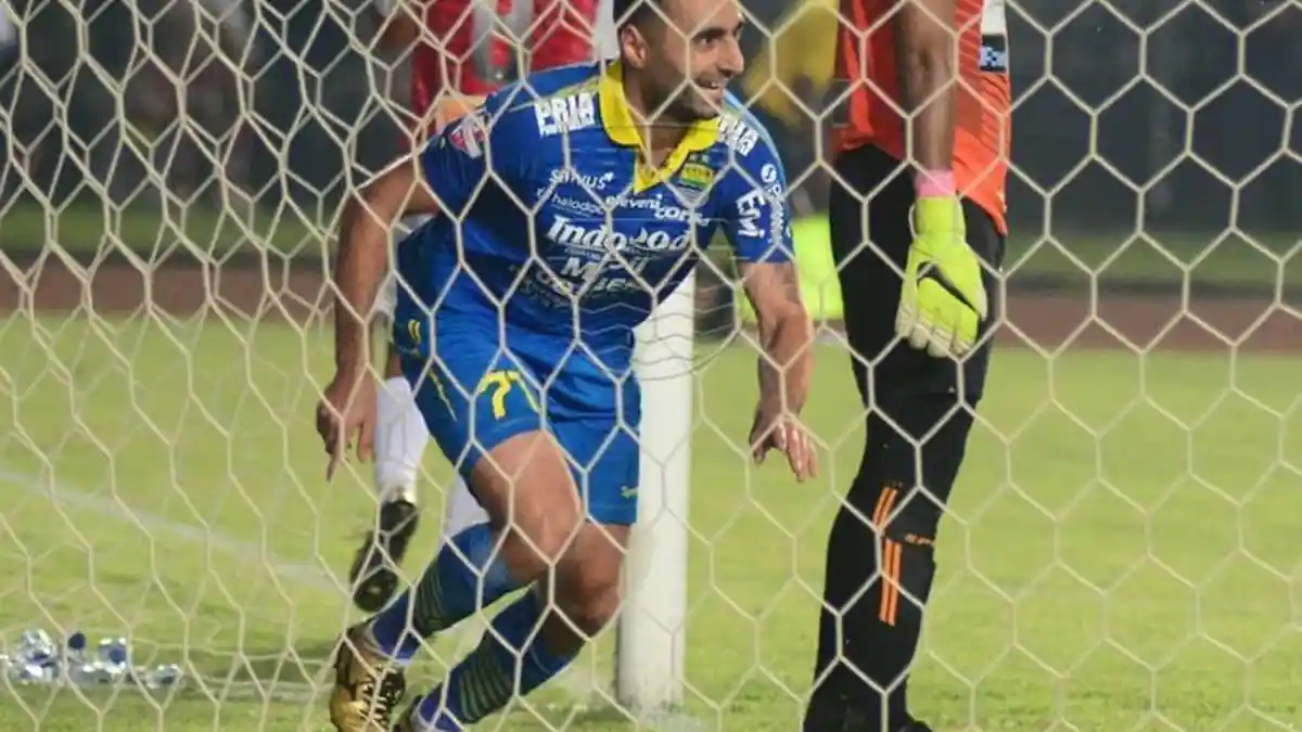 Artur, Striker Anyar Persib Prioritaskan Kemenangan Tim Maung Bandung, Ini Kiatnya