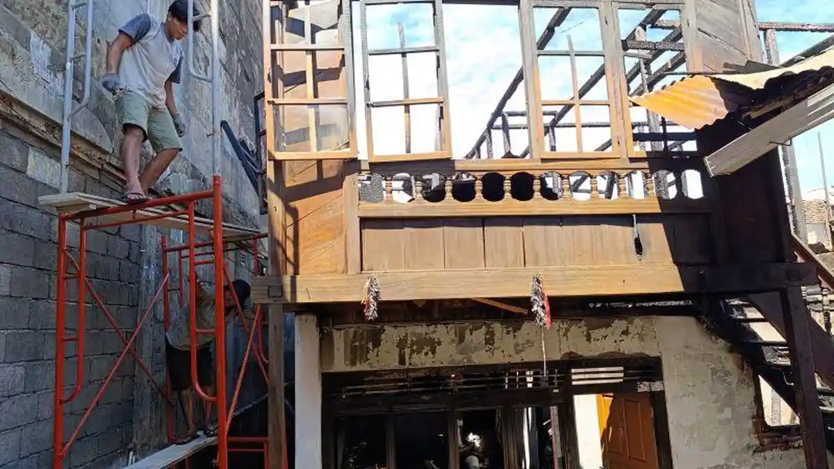 Korban Kebakaran di Bahu Manado Meratap, Rumah dan Barang Tinggal Puing