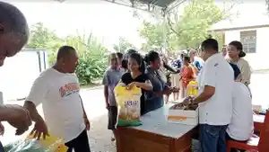 Operasi-pangan-murah-yang-dilakukan-oleh-Pemda-Belu-bersama-Perum-Bulog-Atambua.jpg