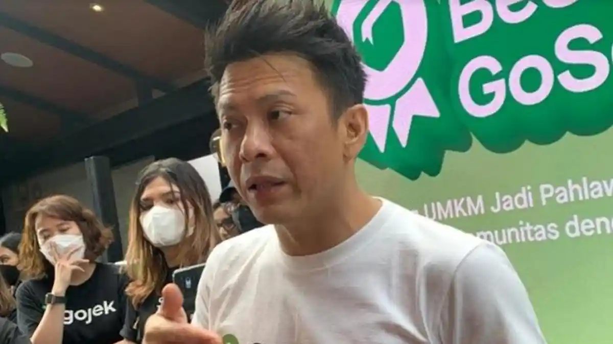 Ariel NOAH Ungkap Hubungan Sebenarnya dengan Marchella FP