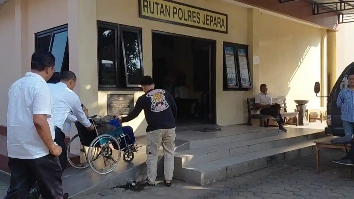 Giliran Pengasuh Pesantren di Jepara Cabuli Santriwati, Usia 60 Kini Ditahan