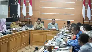 Rakor-terkait-program-kegiatan-tahun-2024-2025-di-Ruang-Rapat-DPRD-Kabupaten-Bogor.jpg