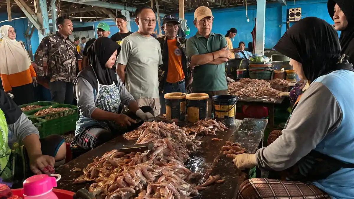 Pilkada Batang 2024 : “Belanja Masalah”, Fallas-Ridwan Siap Perbaiki Tata Kelola Pasar di Batang