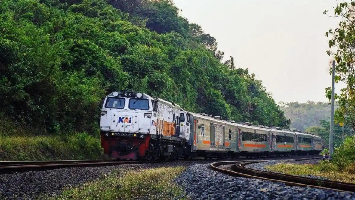 Tiket KA Nataru Masih Ada, Bisa Pesan di Surabaya dan Malang