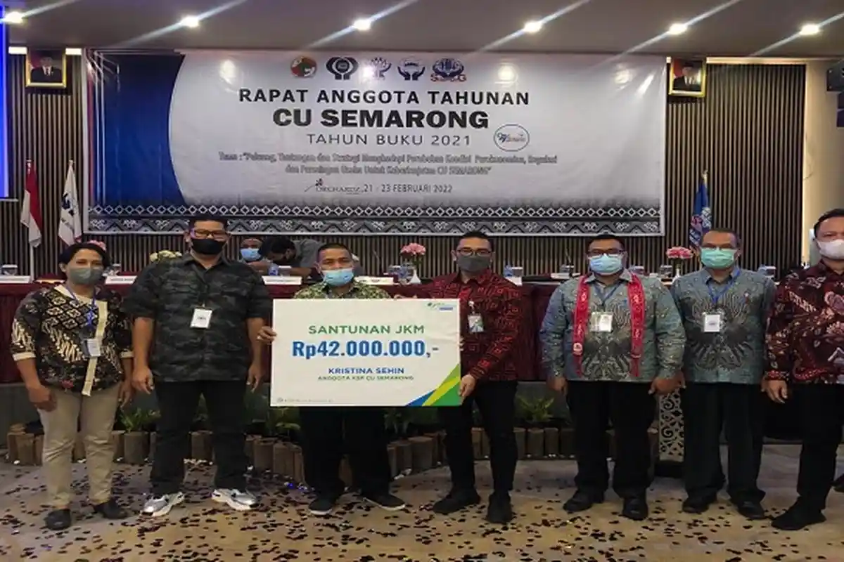 BPJS Ketenagakerjaan Serahkan Santunan Jaminan Kematian pada Ahli Waris Anggota CU Semarong