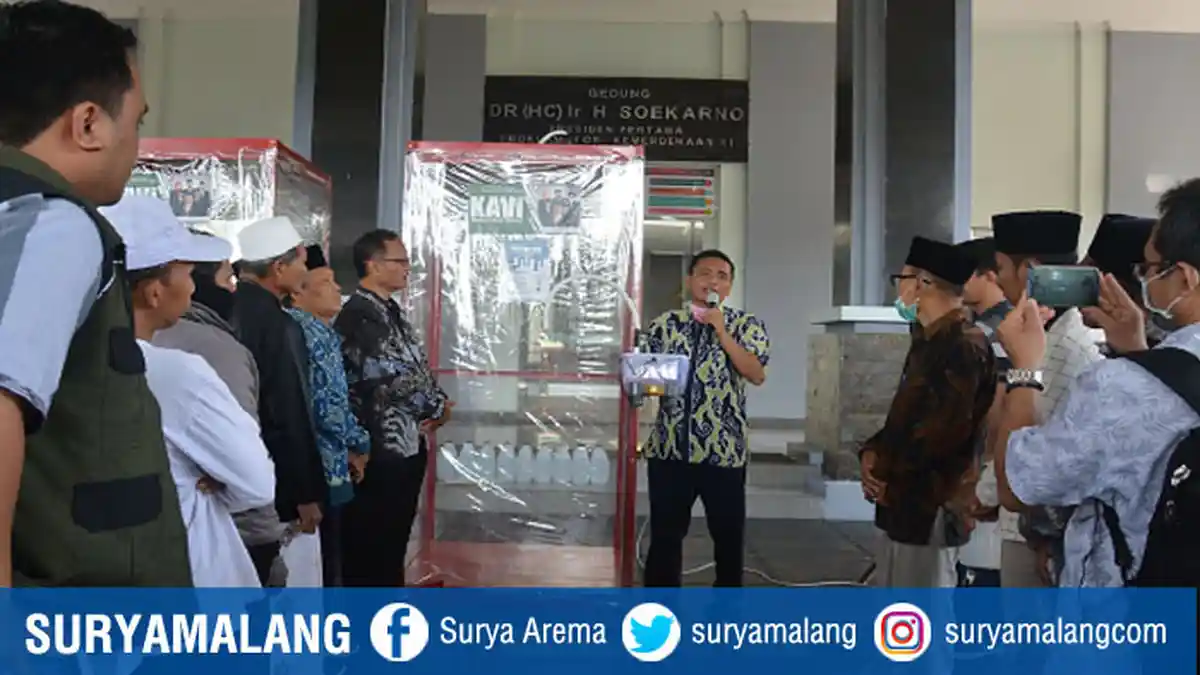 UIN Maliki Malang Bagikan 10 Bilik KAVi ke Masjid dan Pondok Pesantren